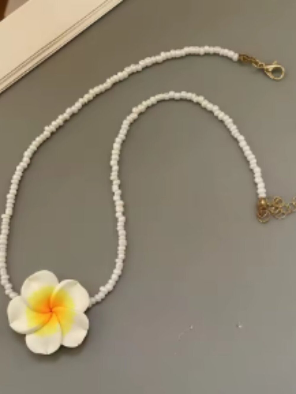 Yellow and White Hawaii Flower and Bead Choker Necklace.